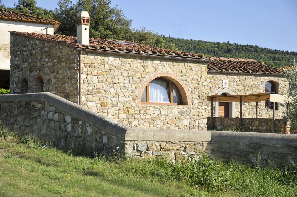 Agriturismo Fattoria Di Sommaia กาเลนซาโน ภายนอก รูปภาพ