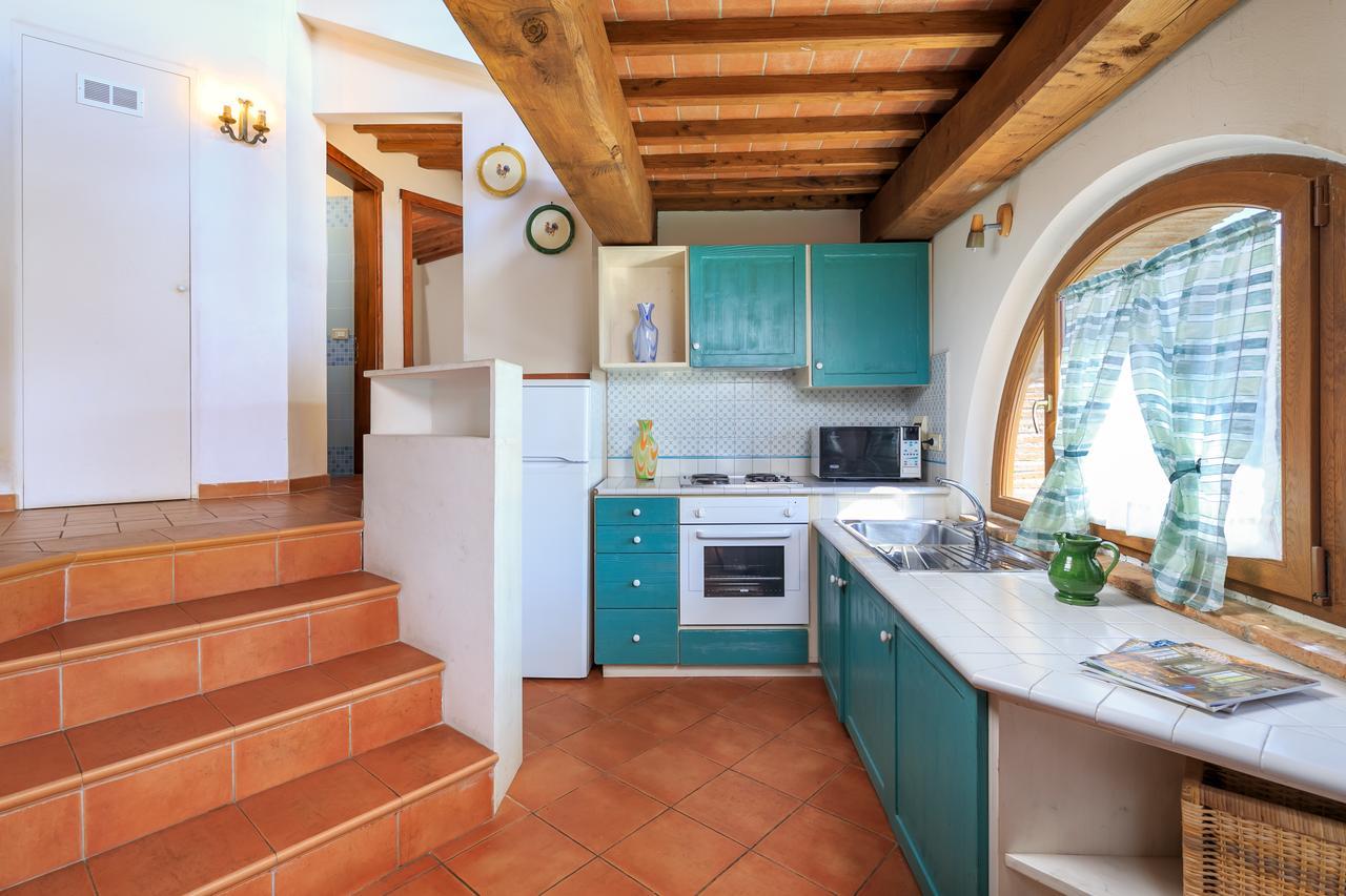 Agriturismo Fattoria Di Sommaia กาเลนซาโน ภายนอก รูปภาพ