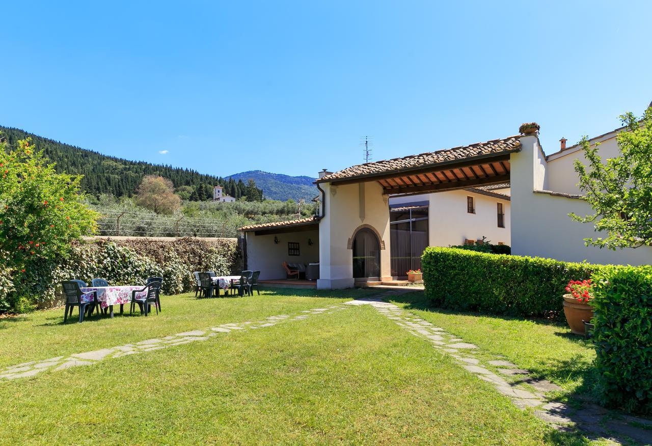 Agriturismo Fattoria Di Sommaia กาเลนซาโน ภายนอก รูปภาพ