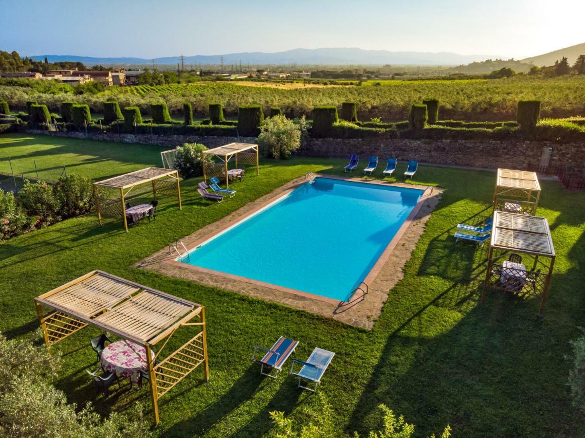 Agriturismo Fattoria Di Sommaia กาเลนซาโน ภายนอก รูปภาพ